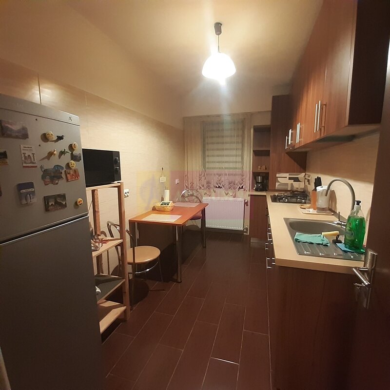 Apartament de inchiriat Militari Rezidence in spatele Luna Ballroom